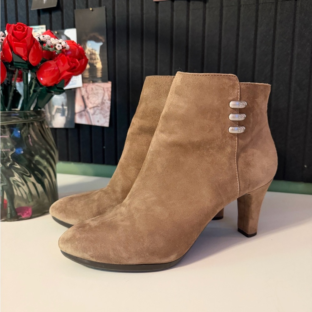 Anne Klein Suede Ankle Booties 8.5